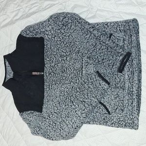 sweater for big boy, size XL, gray and black color